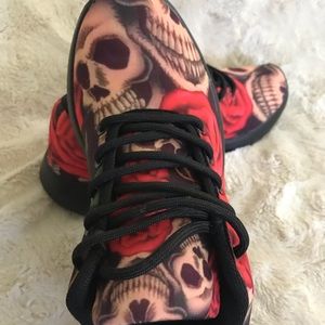 Cute skull sneakers